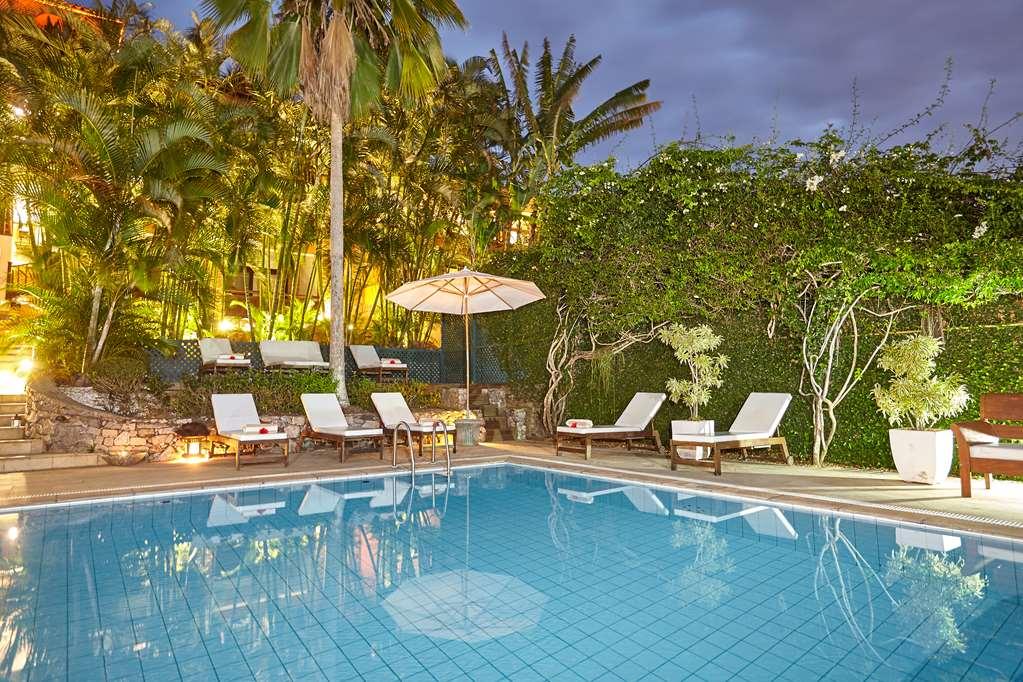 Hotel Portobay