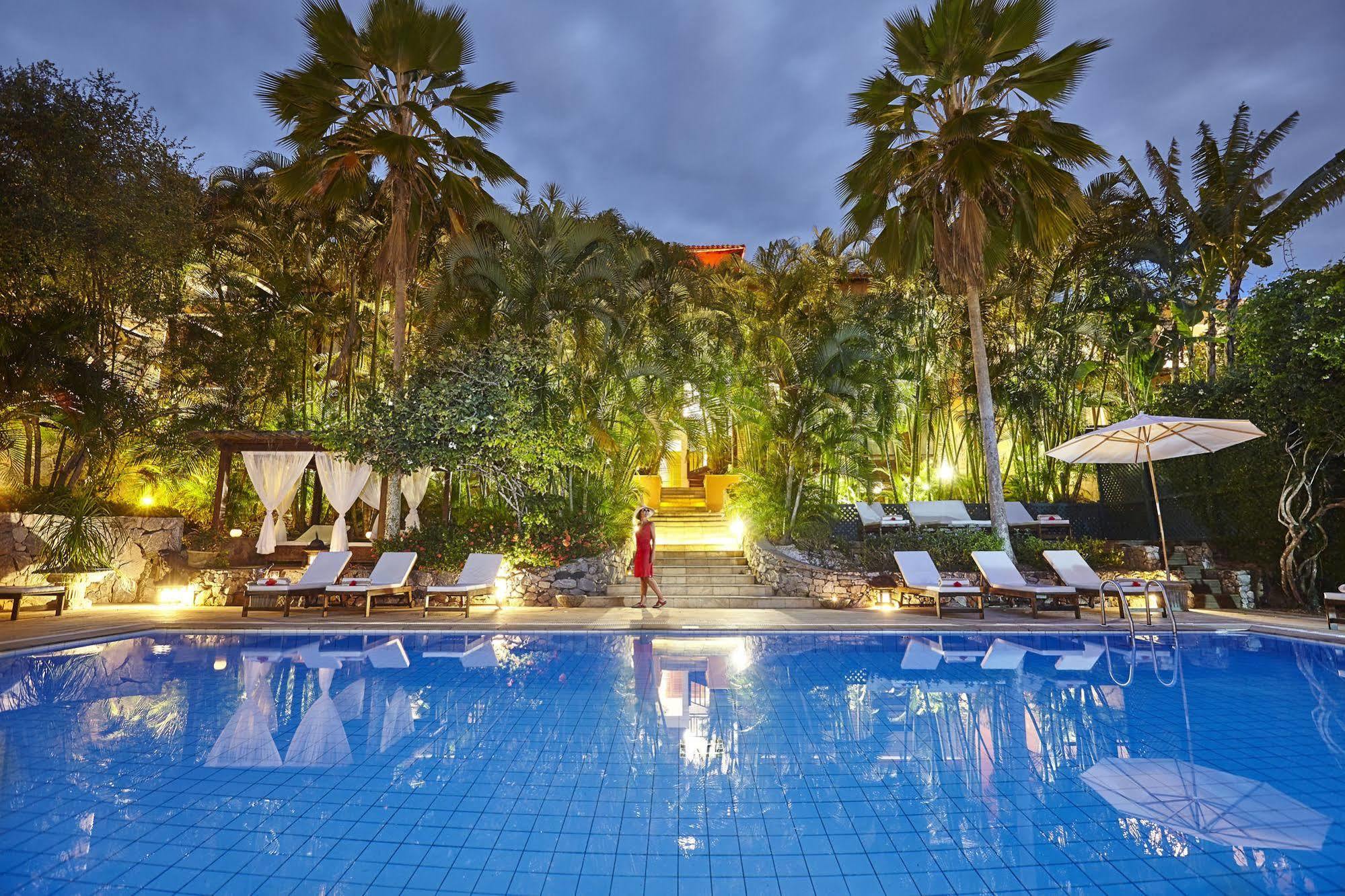 Hotel Portobay